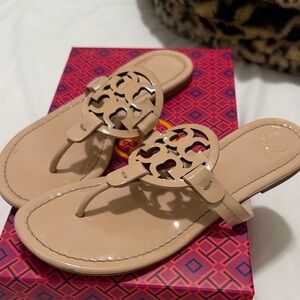 Seashell pink patent leather Tory Burch Miller
